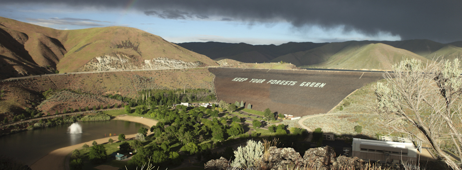 Lucky Peak Dam